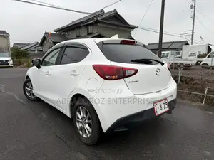 Mazda Demio 2018 White