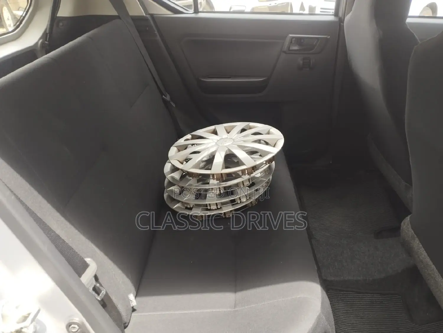 Daihatsu Mira 2020 White