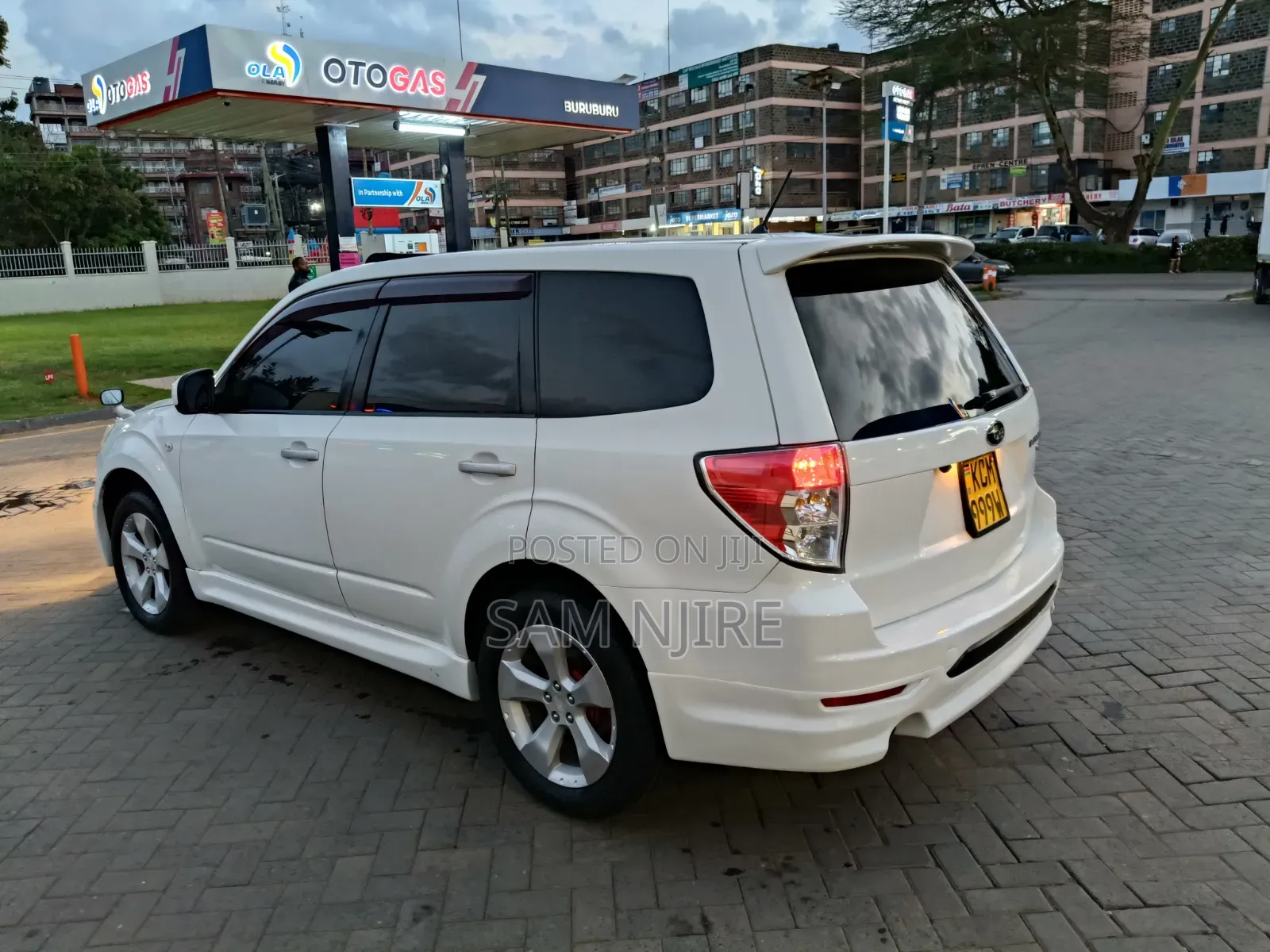 Subaru Forester 2.0D X 2010 Pearl