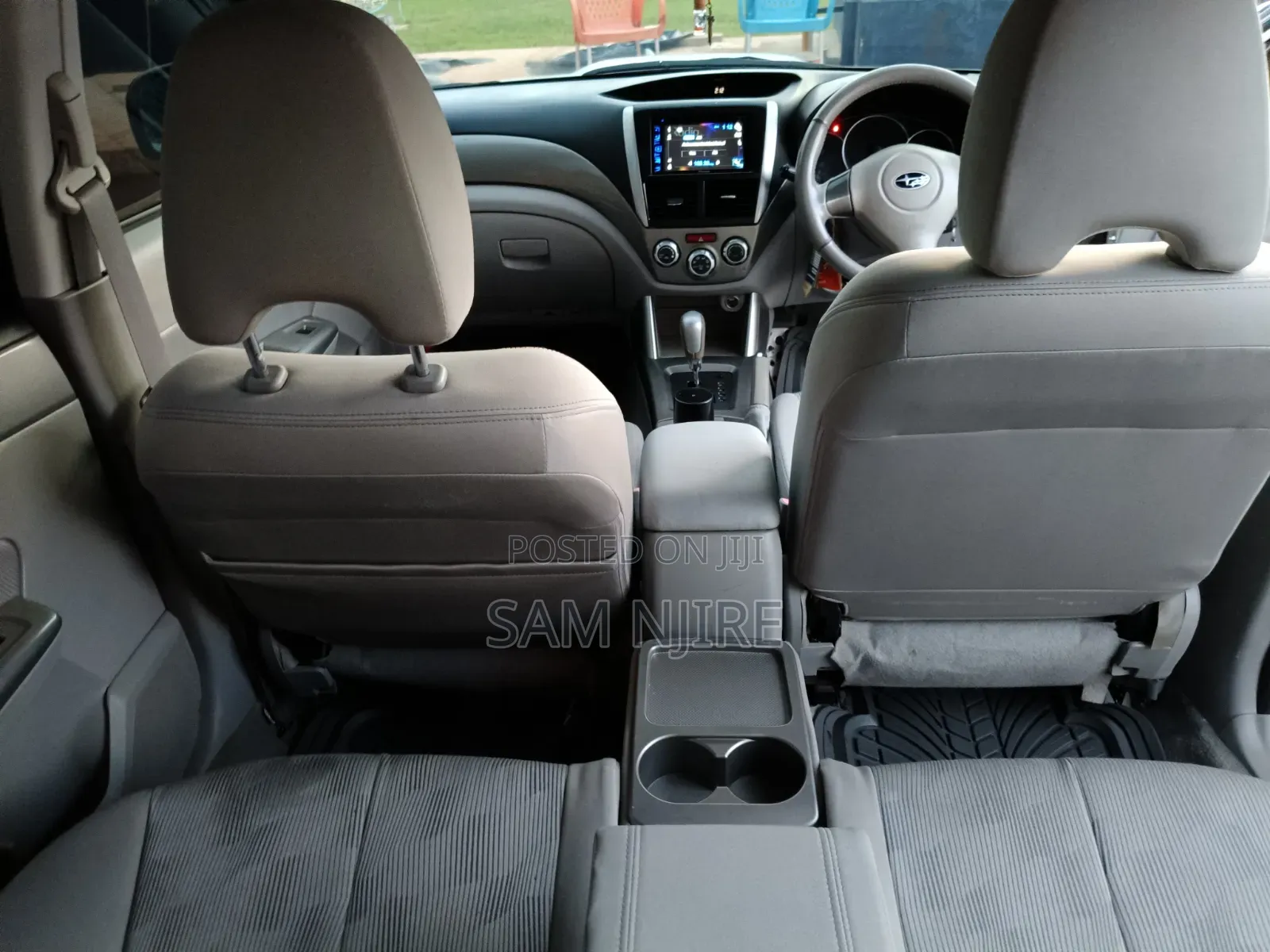 Subaru Forester 2.0D X 2010 Pearl