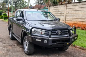 Toyota Hilux 2021 Gray