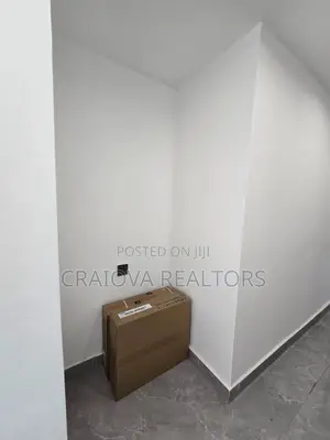 2bdrm Apartment in Valley Arcade for rent