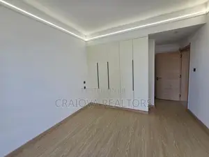 2bdrm Apartment in Valley Arcade for rent