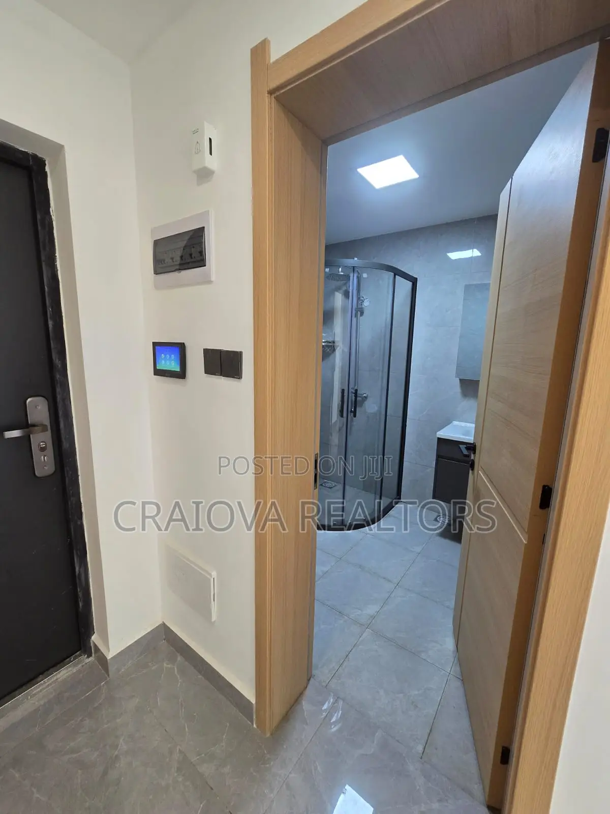 2bdrm Apartment in Valley Arcade for rent