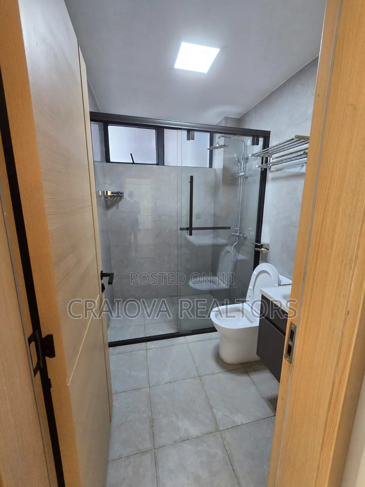 2bdrm Apartment in Valley Arcade for rent