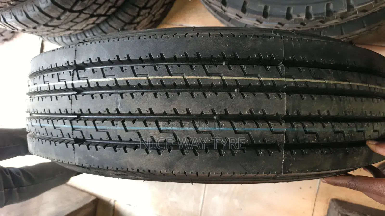 215/75r17.5 Mirage