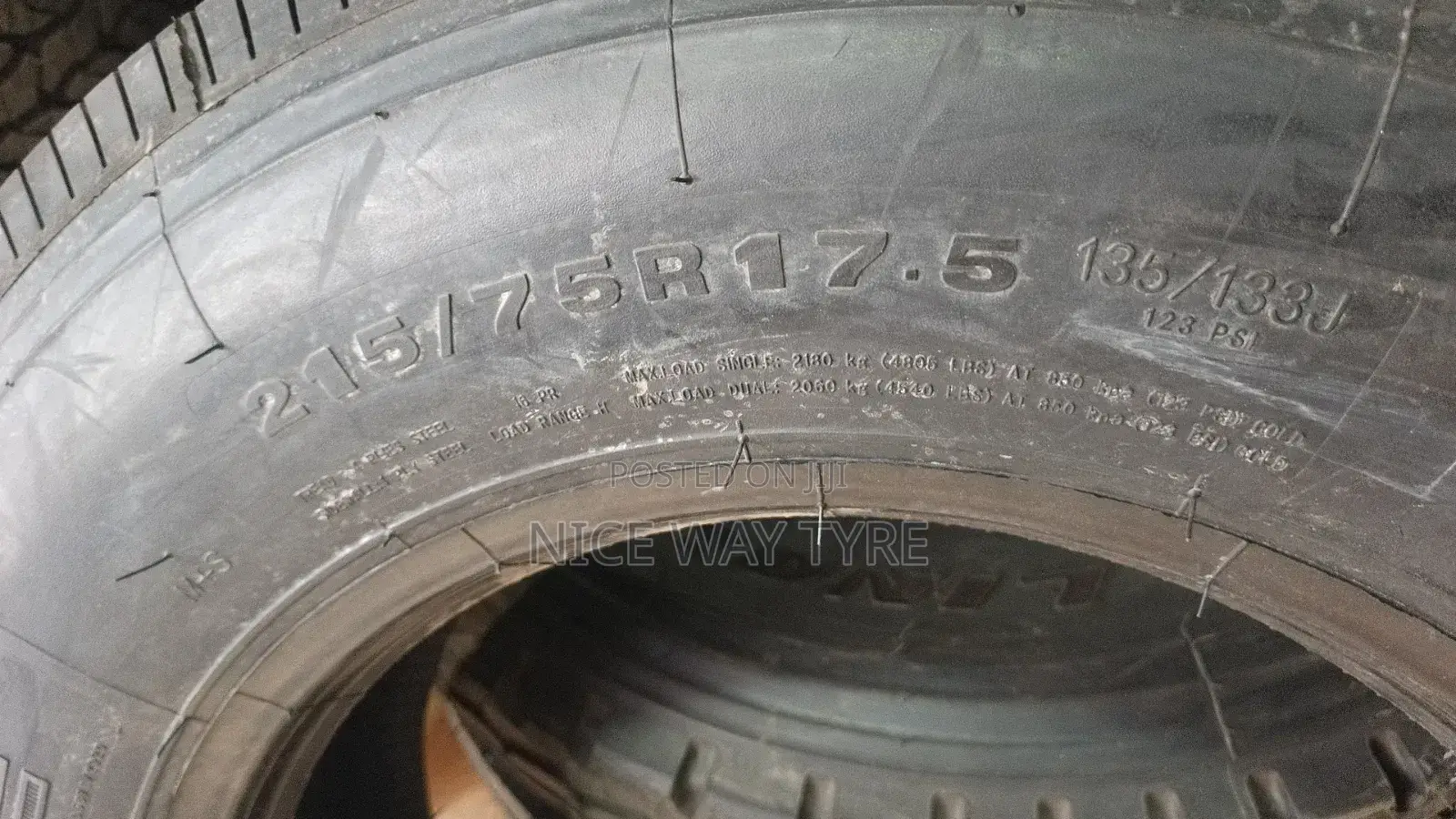 215/75r17.5 Mirage