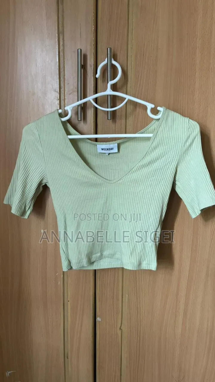Trendy Thrift Clothes