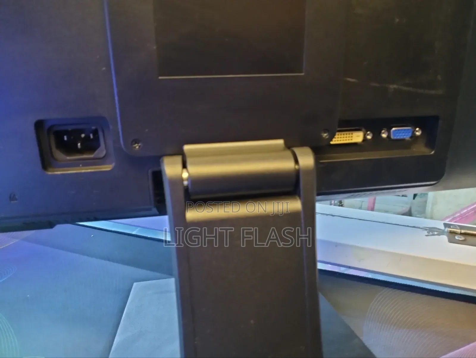 Hp W2002 Wide Screen