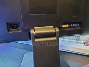 Hp W2002 Wide Screen