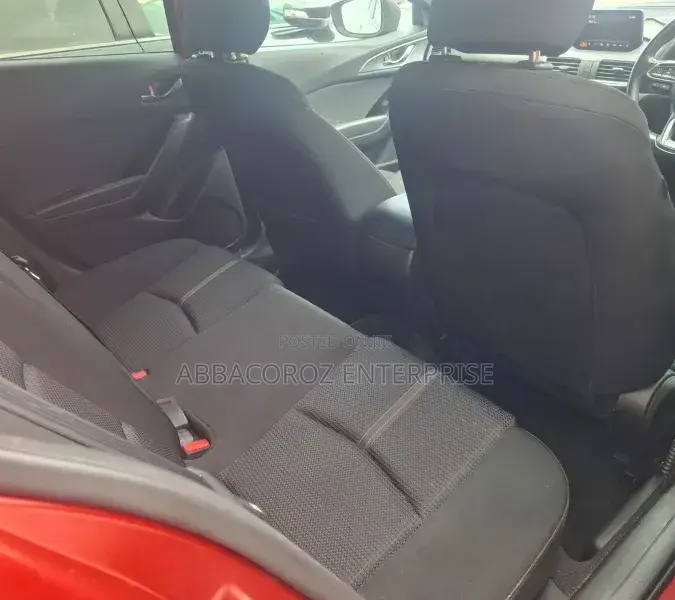 Mazda Axela 2018