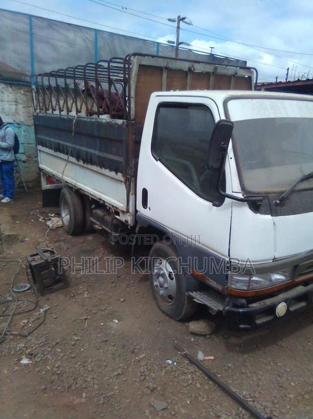 Mitsubishi Canter - main view