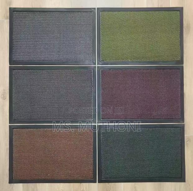 Muddy Meshy Mat Heavy-Duty Quick-Dry Door Mat - thumbnail 2