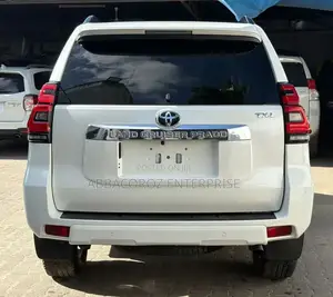 Toyota Land Cruiser Prado 2020 White