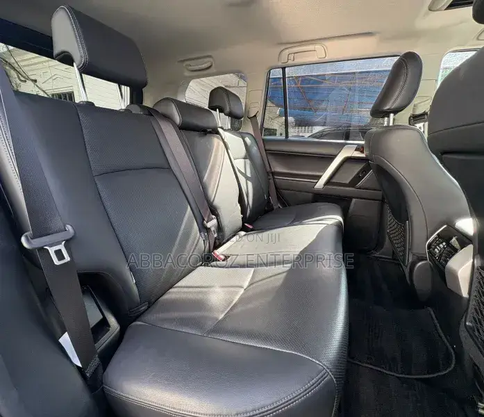 Toyota Land Cruiser Prado 2020 White