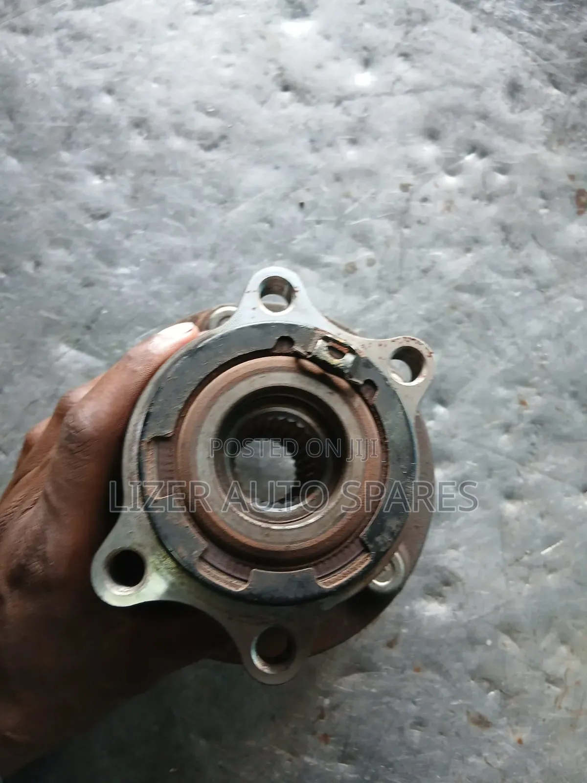 Rear Hub Outlander
