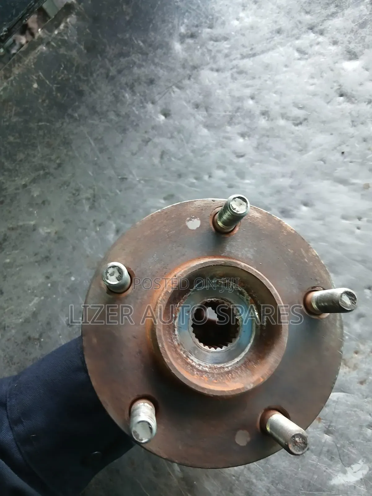 Rear Hub Outlander