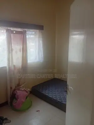 3bdrm Mansion in BuruBuru for sale