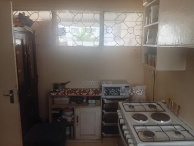 3bdrm Mansion in BuruBuru for sale - thumbnail 2