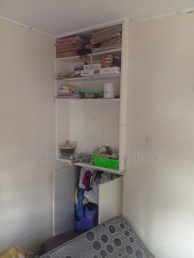 3bdrm Mansion in BuruBuru for sale - thumbnail 3