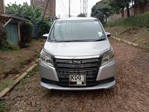 Toyota Noah 2014 Silver