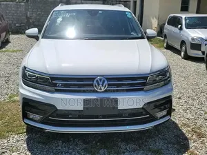 Volkswagen Tiguan 2.0T S FWD 2018 Pearl
