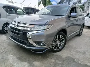 Mitsubishi Outlander 2.0 PHEV AWD 2019 Gray