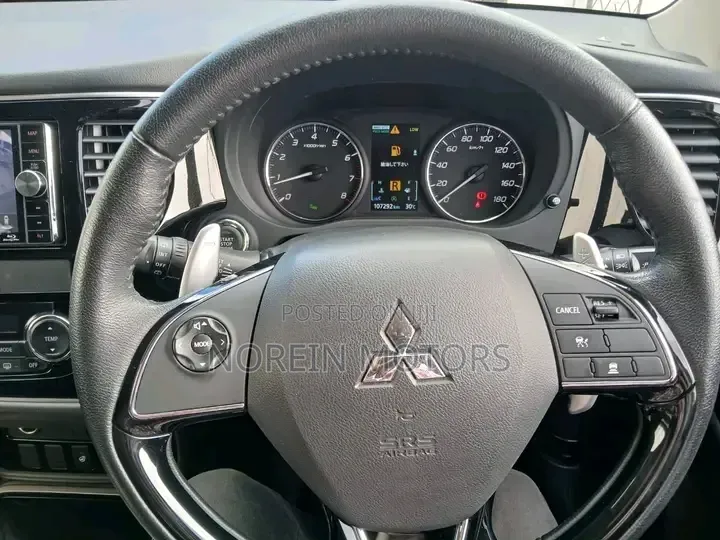 Mitsubishi Outlander 2.0 PHEV AWD 2019 Gray