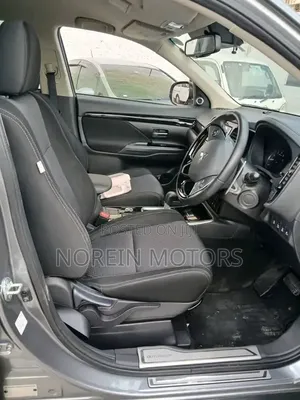 Mitsubishi Outlander 2.0 PHEV AWD 2019 Gray