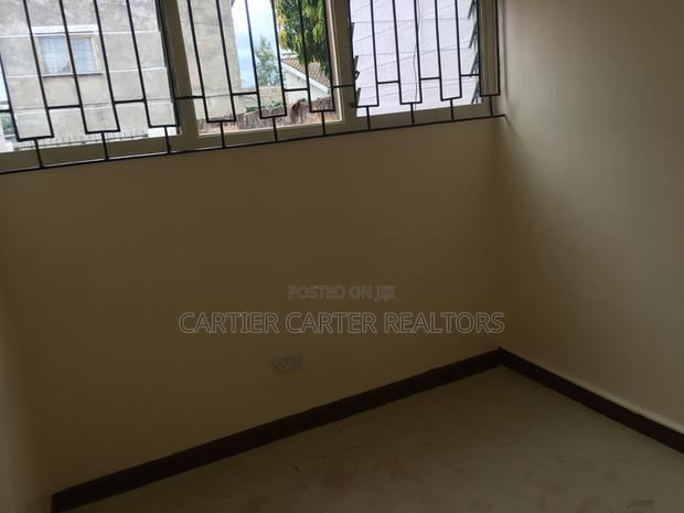 4bdrm Mansion in BuruBuru for sale - thumbnail 6