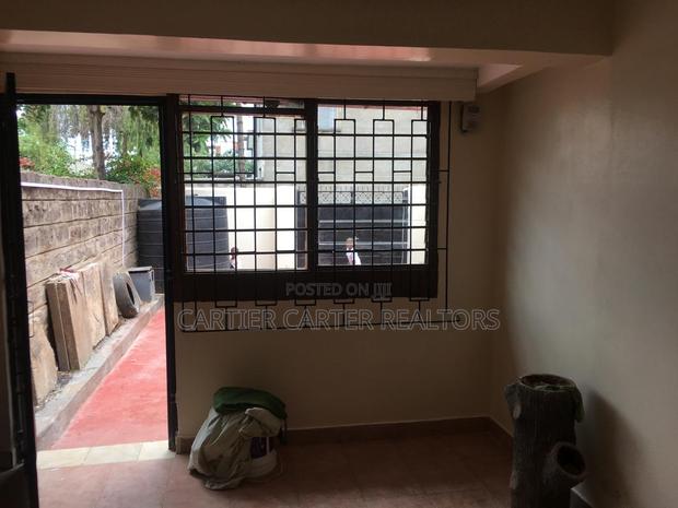 4bdrm Mansion in BuruBuru for sale - thumbnail 9