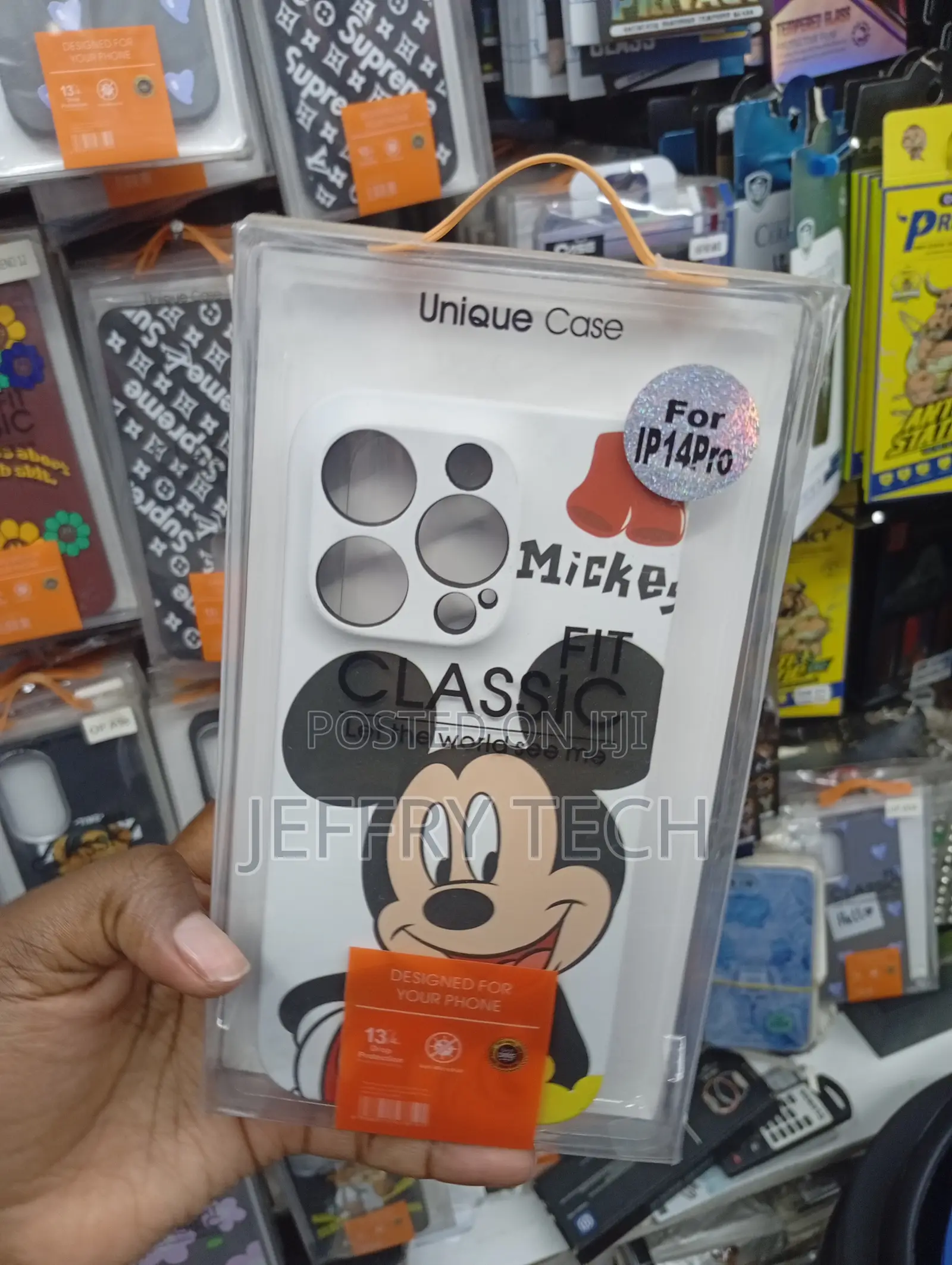 Case Brand Disney Mickey Mouse Tpu Covers for the iPhone 14 Pro.