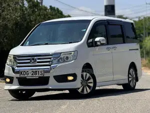 Honda Stepwgn 2015 White