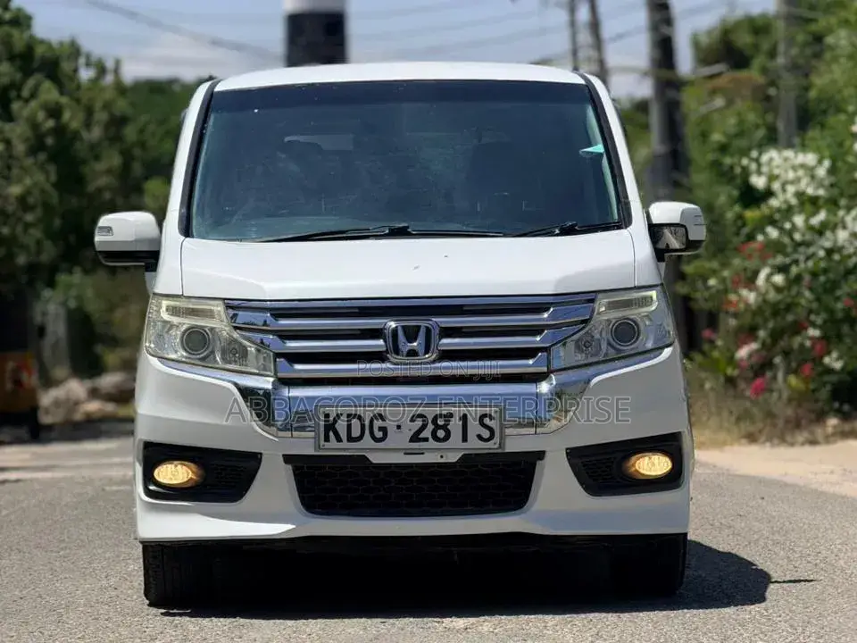 Honda Stepwgn 2015 White