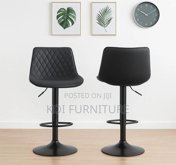 Barstool:Modern Black Bar Stool-Diamond-Stitched Pu Leather Upholstery - thumbnail 4