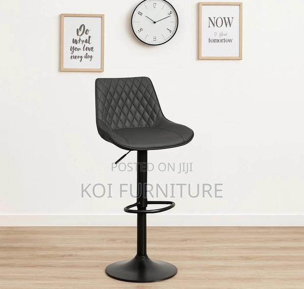 Barstool:Modern Black Bar Stool-Diamond-Stitched Pu Leather Upholstery - thumbnail 8