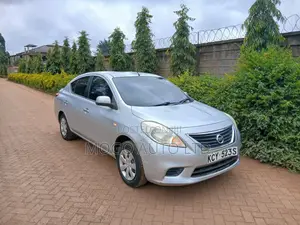 Nissan Latio 1.2 2013 Silver