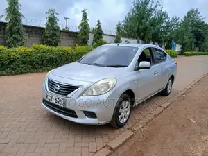 Nissan Latio 1.2 2013 Silver