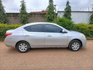 Nissan Latio 1.2 2013 Silver