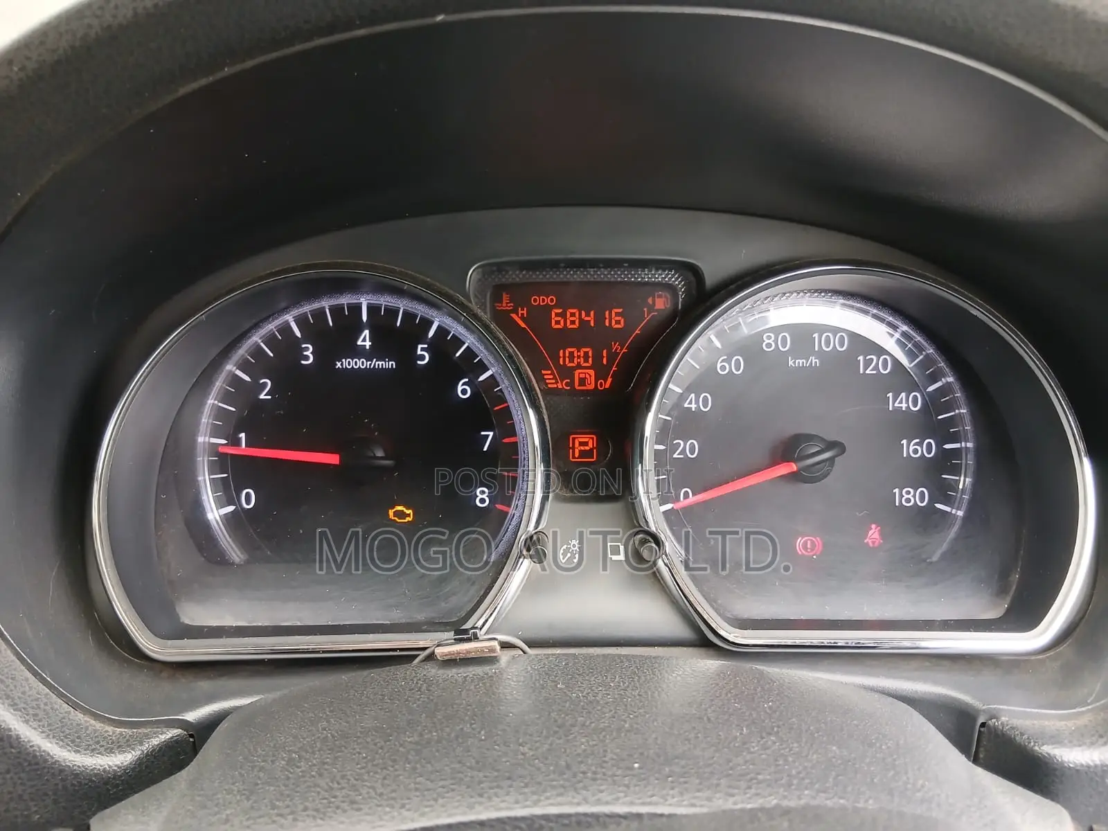 Nissan Latio 1.2 2013 Silver