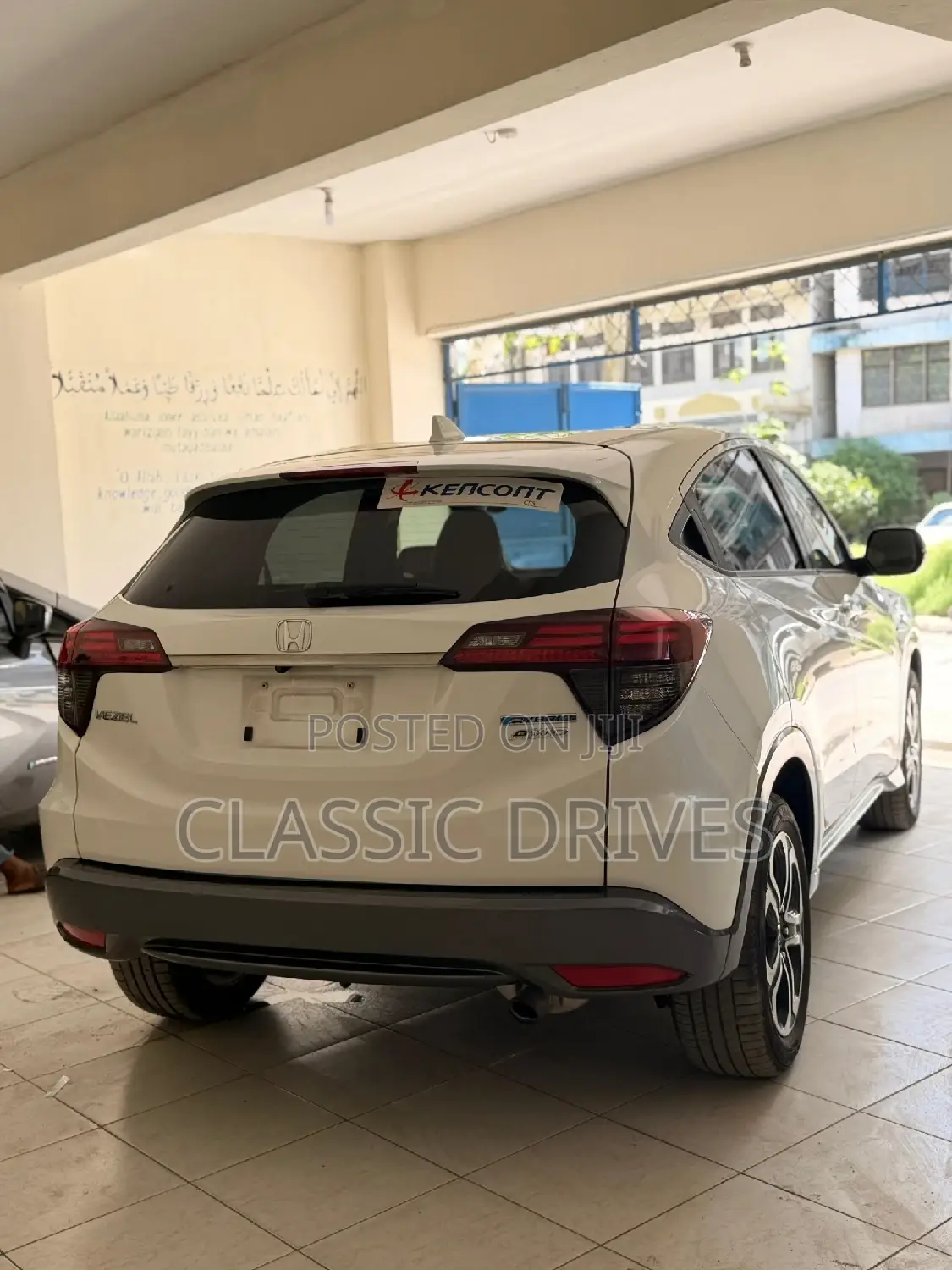 Honda Vezel 2019 White