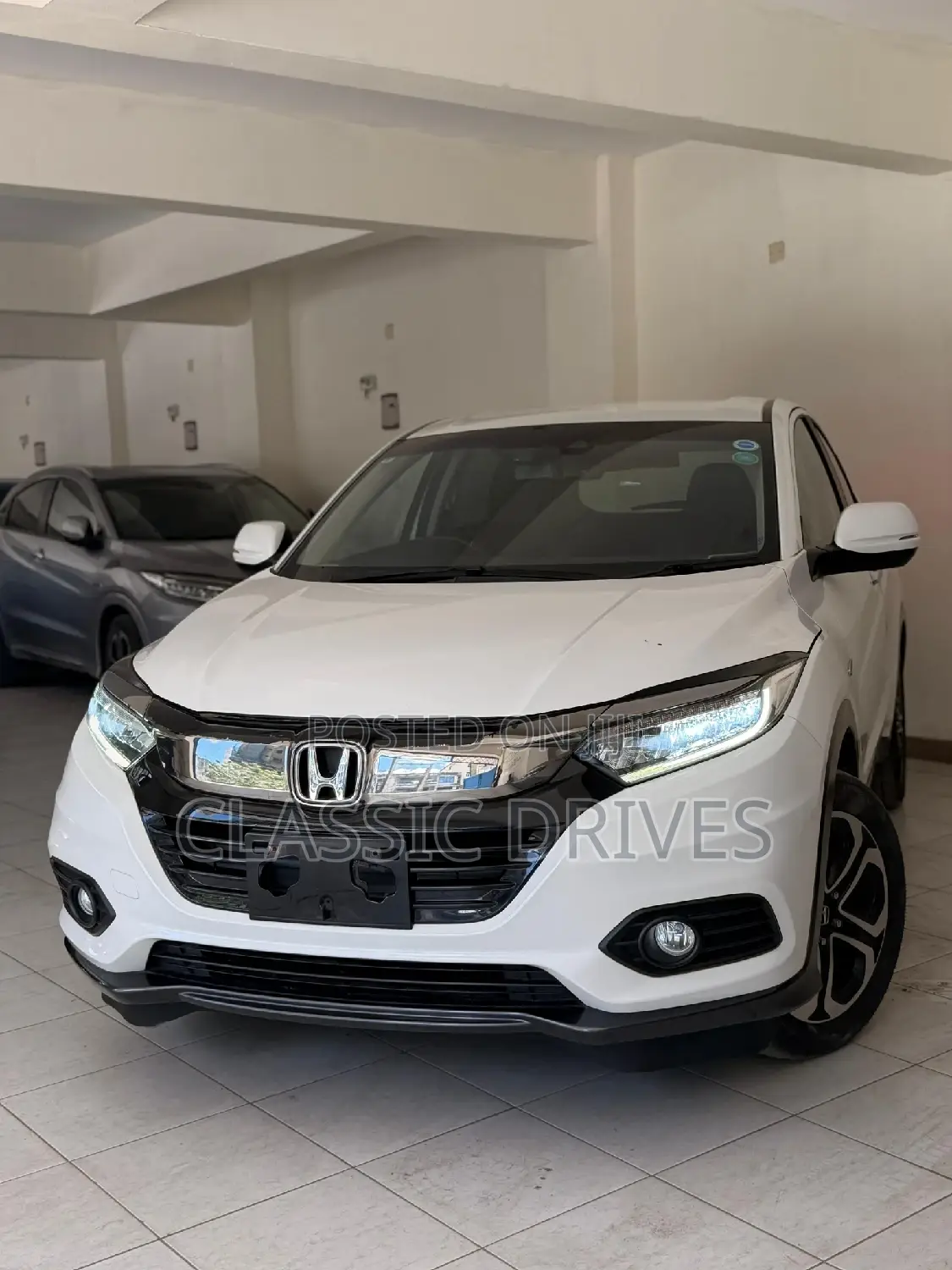 Honda Vezel 2019 White