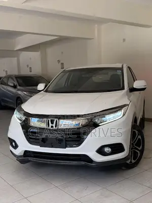 Honda Vezel 2019 White