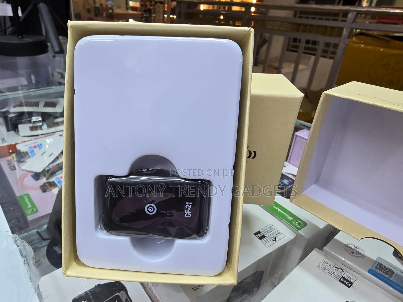 Gf-21 GPS GSM Wifi LBS Tracking Device Rechargeable