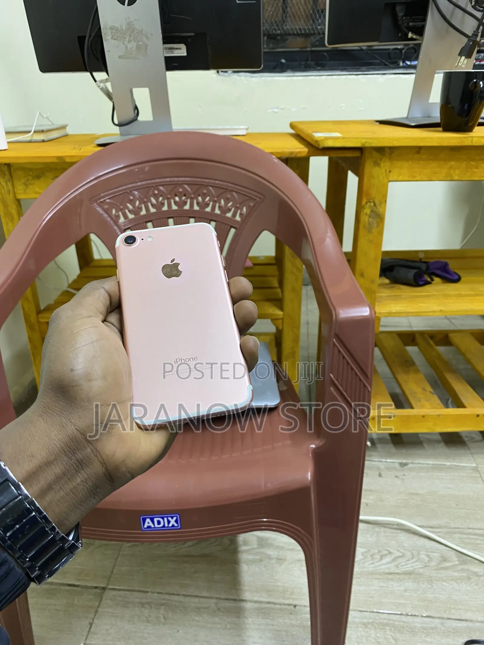 Apple iPhone 7 32 GB Pink