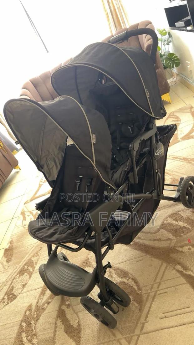 Used Twin Stroller - thumbnail 3