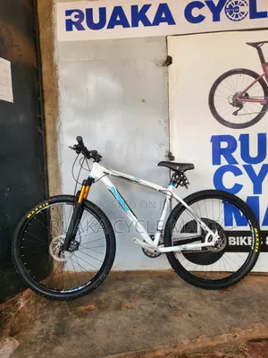29 Inch Ex Uk Mongoose Bike