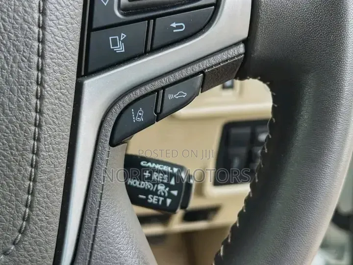 Toyota Land Cruiser Prado 4.0 Petrol TZ-G 2019 White