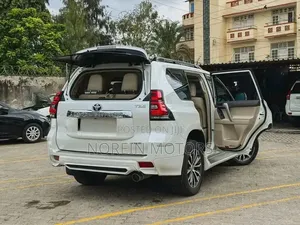 Toyota Land Cruiser Prado 4.0 Petrol TZ-G 2019 White