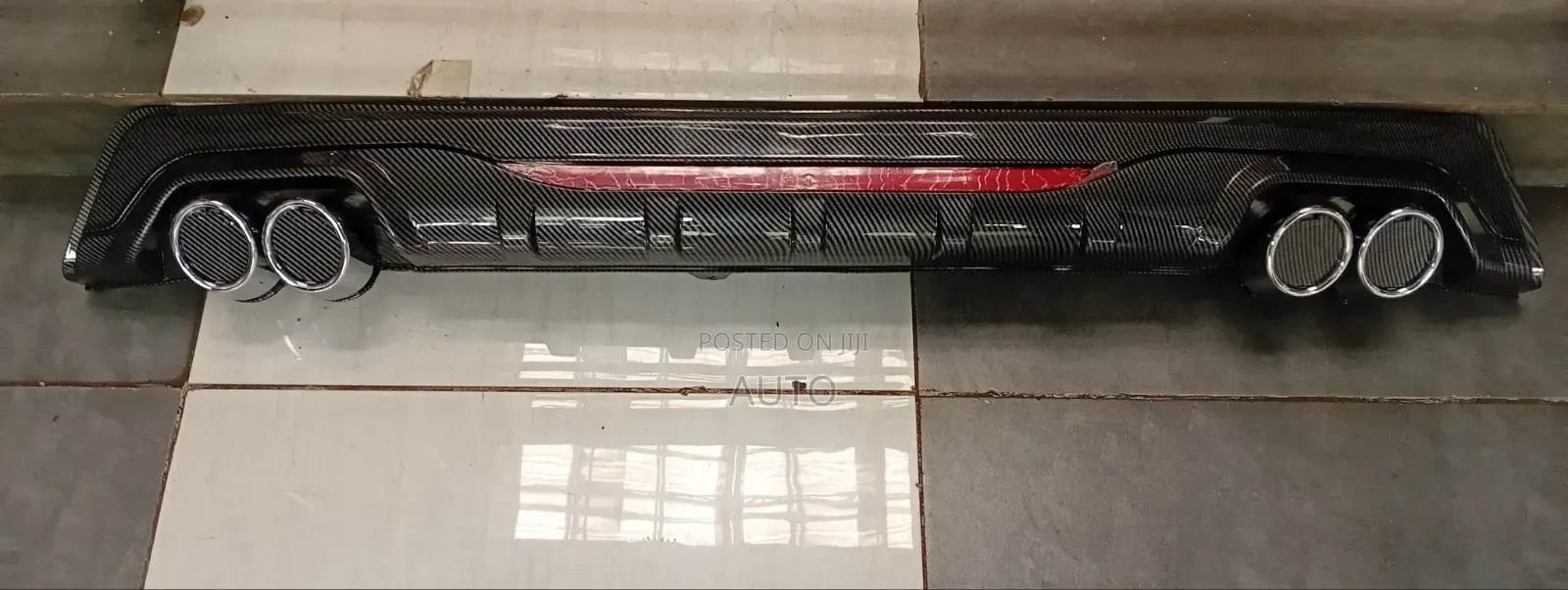 Car Carbon Fibre Rear Bumper Diffuser | Universal Sporty Rear Diffuser